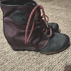 Sorel Women’s waterproof boots.